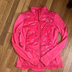 The North Face women’s cold weather running jiacket